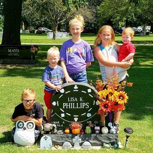 Meet your Posher, Kacy